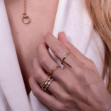 Charger l&#39;image dans la galerie, Bague Agathe Blanche
