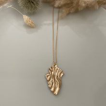 Charger l&#39;image dans la galerie, Collier Sautoir Feuille
