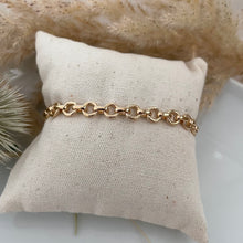 Charger l&#39;image dans la galerie, Bracelet Chenille
